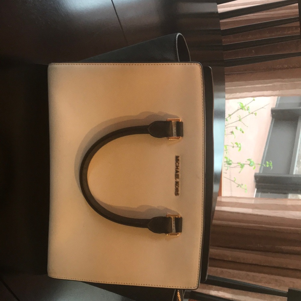 Michael Kors Selma Saffiano Leather Satchel